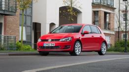 Volkswagen Golf VII 2.0 TDI BlueMotion Technology - widok z przodu