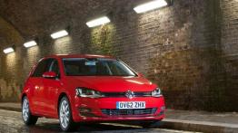 Volkswagen Golf VII 2.0 TDI BlueMotion Technology - widok z przodu