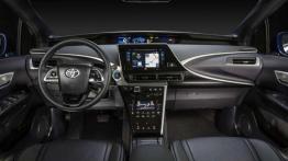 Toyota Mirai niespodziewanym sukcesem sprzedażowym