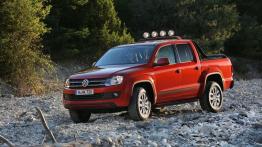 Volkswagen Amarok Canyon - lewy bok