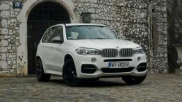 BMW X5 F15 M50d 381KM - galeria redakcyjna - widok z przodu