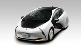 Elektryczna Toyota LQ jest autem... minusemisyjnym