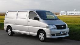 Toyota Hiace - wersja przedłużona - prawy bok